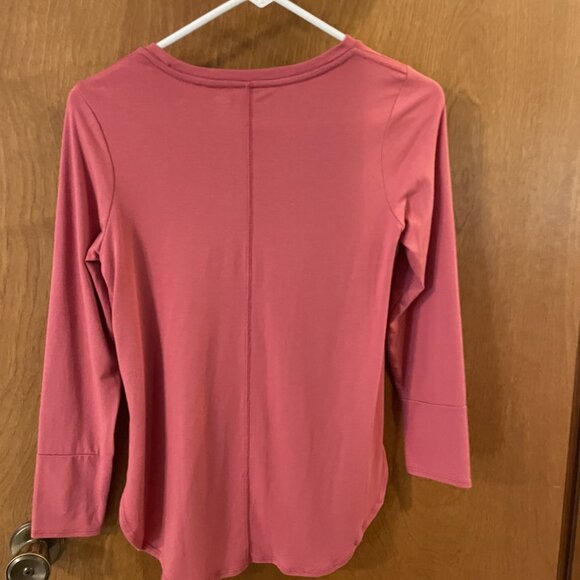 Girl's Old Navy Size Large (10/12) Long Sleeve Tunic Pink Crewneck EUC - Picture 3 of 6